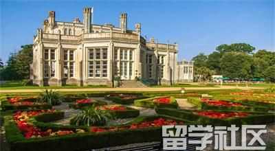 英国留学校内宿舍的优缺点分析